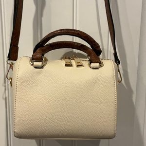 NWOT Jules Kae bag.